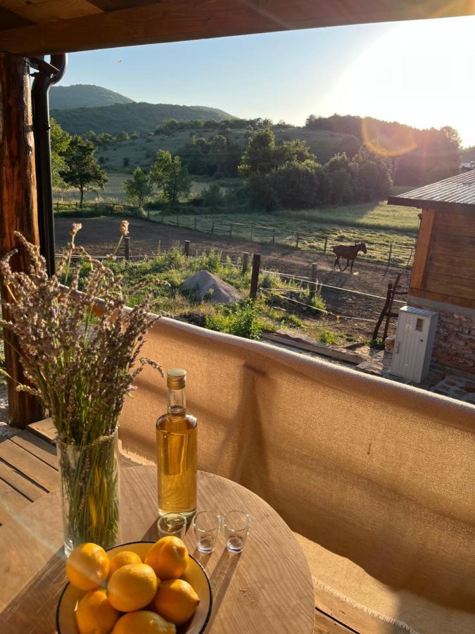 Koliba 30Svibnja Villa Perusic ภายนอก รูปภาพ